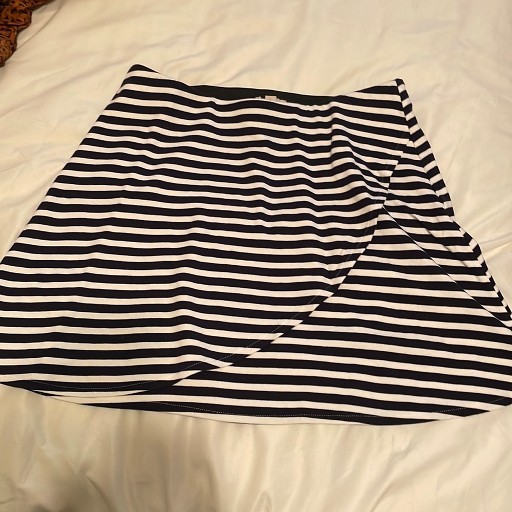 Black and white stripped skirt